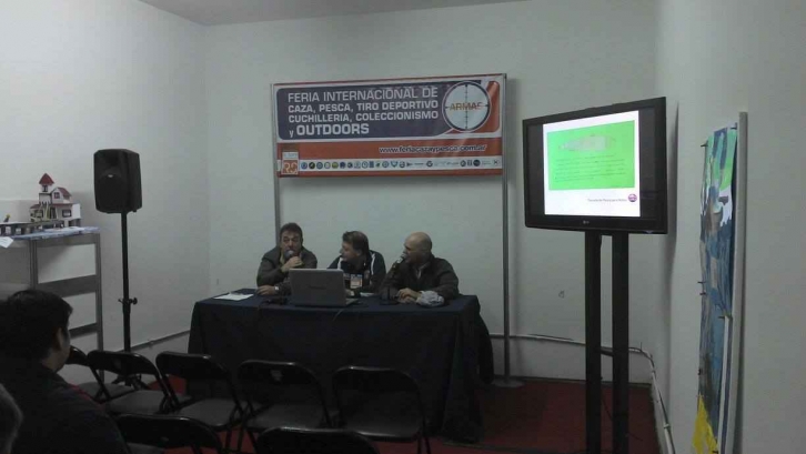 Charla en Expoarmas 2013