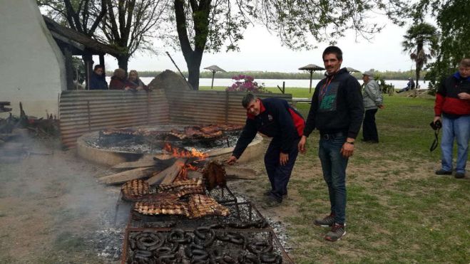 Asado de la primavera en Paraná Guazú