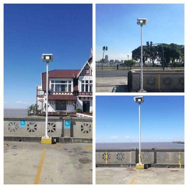 Recambio de reflectores de iluminación en la playa de estacionamiento de la Sede Central