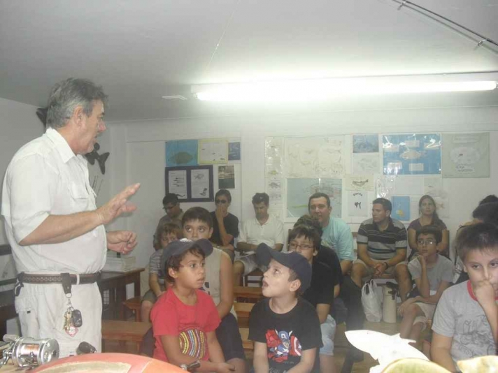 Comienzo de la Escuela de Pesca para Niños