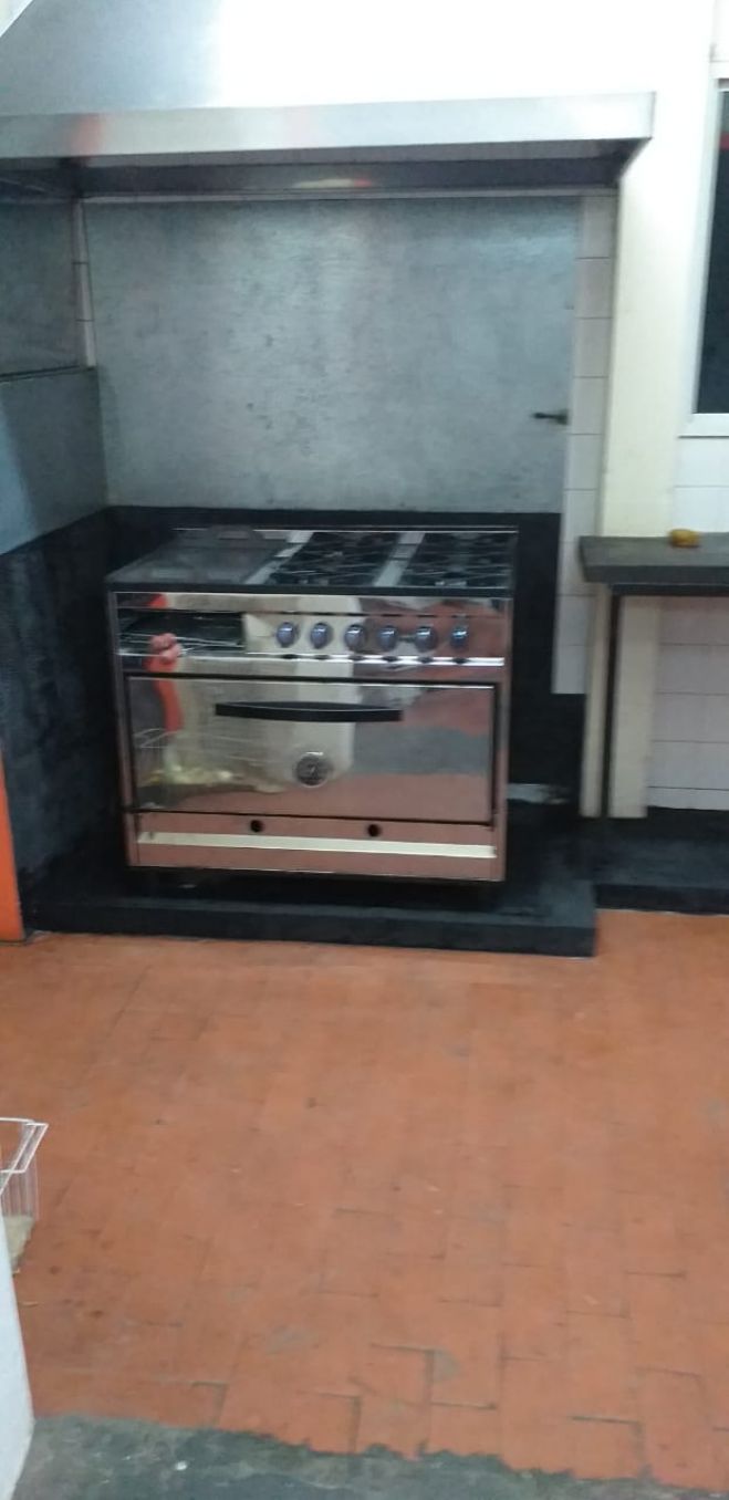 Instalación de la cocina industrial adquirida para el Guazú